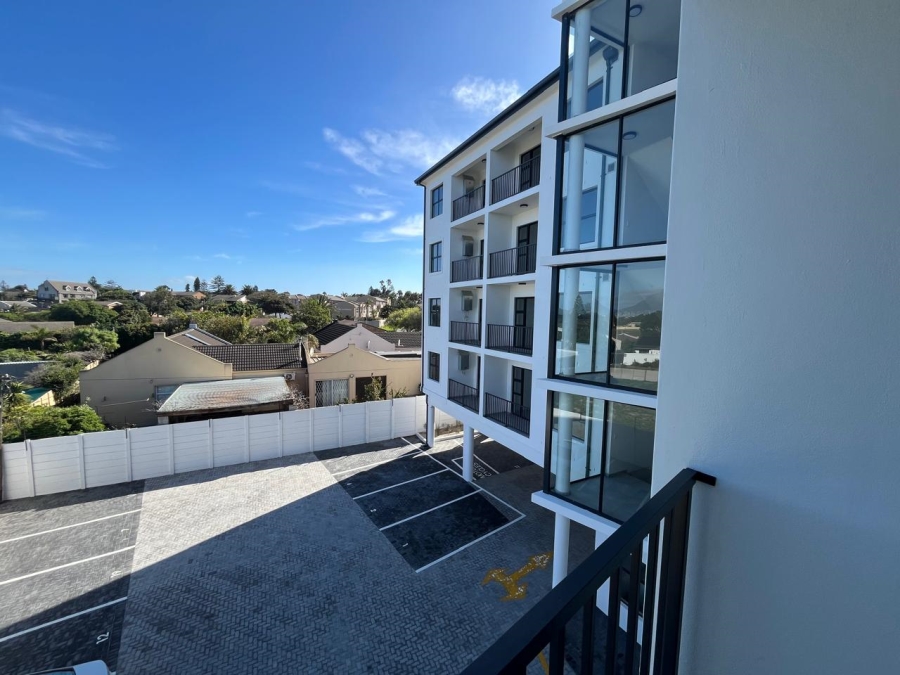 2 Bedroom Property for Sale in Flamingo Vlei Western Cape